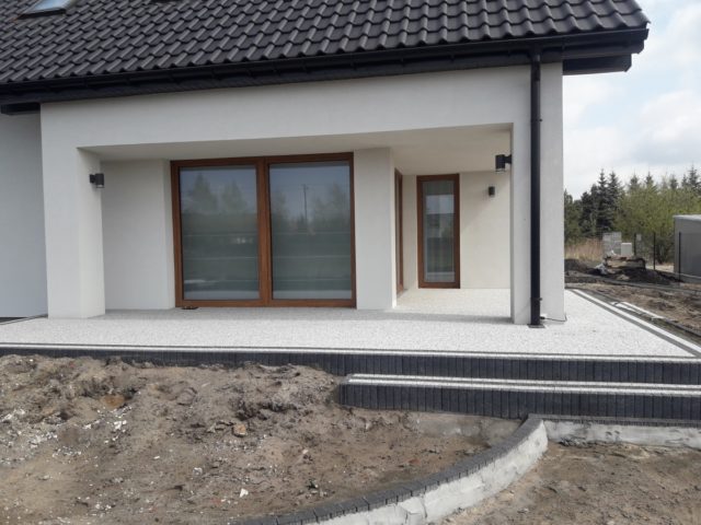 realizacje-okna-rolety-037